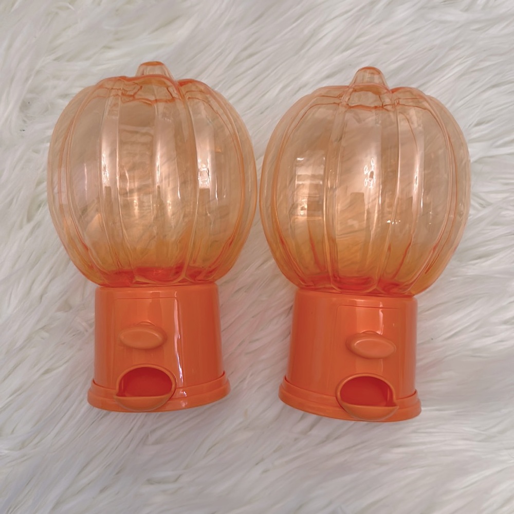Pumpkin gumball machine